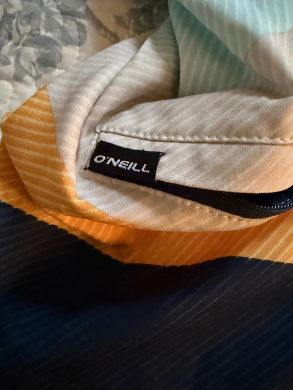 NWT O’Neill Men's 34 Navy, Light Blue, Yellow Striped Swim Boardshorts